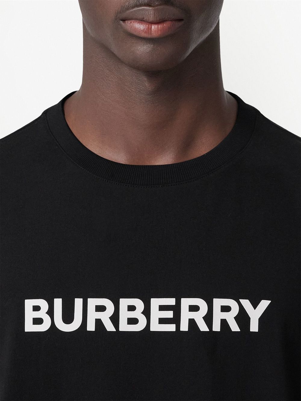 Burberry Logo Print T-Shirt Black 8055309
